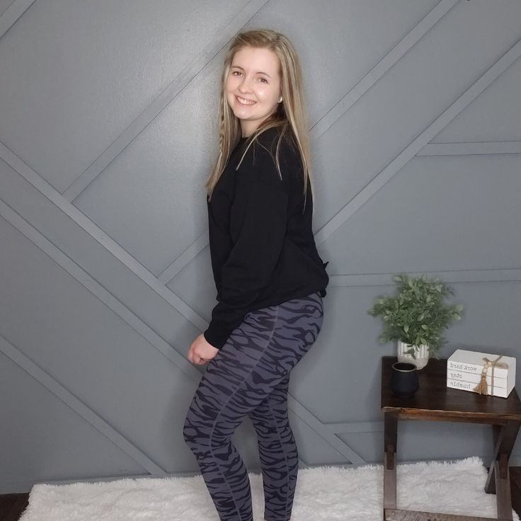 The Comfiest Leggings Ever!! Zebra Pattern! Black Yoga Pants For Fall Loungewear, Gray Workout Pants For Fall, Trendy Black Yoga Pants For Loungewear, Gray Yoga Pants For Fall, Casual Black Yoga Pants For Fall, Casual Black Leggings For Fall, Black Yoga Leggings For Fall, Trendy Black Leggings For Loungewear, Trendy Black Yoga Pants For Fall