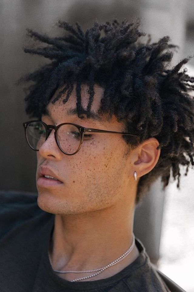 Black Hair Boy, Trendy Glasses, Hair Reference, Interesting Faces, Makeup Hair, Natural Hair Care, Drawing People, Haircuts For Men, Pretty Face