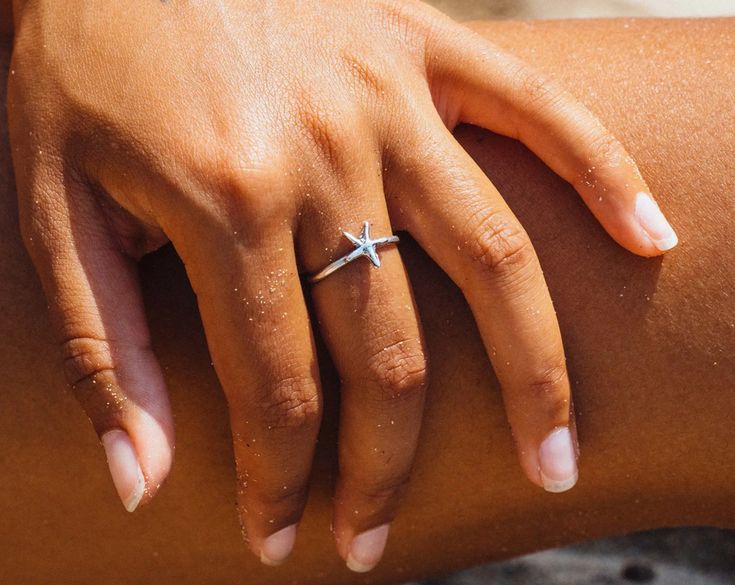 Starfish Adjustable Ring Starfish Ring, Body Aesthetic, Ocean Ring, Turtle Ring, Moon And Star Ring, Sunflower Ring, Silver Toe Rings, Free Spirit Style, Band Fits