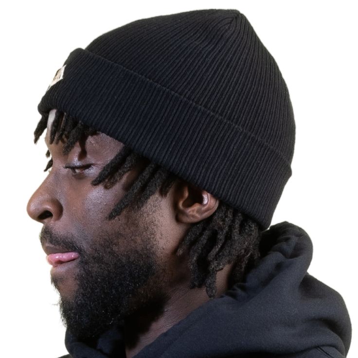 Rep PEACE GANG in this classic embroidered organic ribbed beanie. This beanie is stylish, practical, and eco-friendly, making it an absolute must-have for your hat selection. Thanks to its breathable lightweight fabric, you can wear it both indoors and outdoors. Grab the matching hoodie to complete the look! - Features Flat Embroidery• 100% organic cotton• Breathable lightweight fabric• Double layer knit• Cuffed beanie• 8.26″ (21 cm) in length• Head circumference: 15″ (38 cm) when relaxed and up Fitted Cotton Casual Beanie, Cotton Beanie One Size For Streetwear, Casual Cotton Beanie Cap, Casual Ribbed Beanie, Casual Cotton Ribbed Hat, Casual Ribbed Cotton Hat, Ribbed Beanie For Streetwear, Urban Cotton Beanie Hat, Basic Cotton Beanie Hat