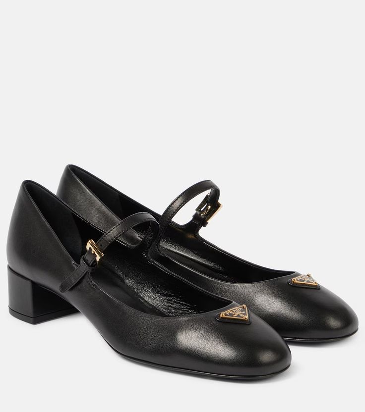 35 leather Mary Jane pumps in black - Prada | Mytheresa Prada Mary Jane, Fashion Trend Board, Dr Shoes, Mid Heels Pumps, Sassy Hair, Mary Jane Pumps, Leather Mary Janes, Dior Shoes, Prada Shoes