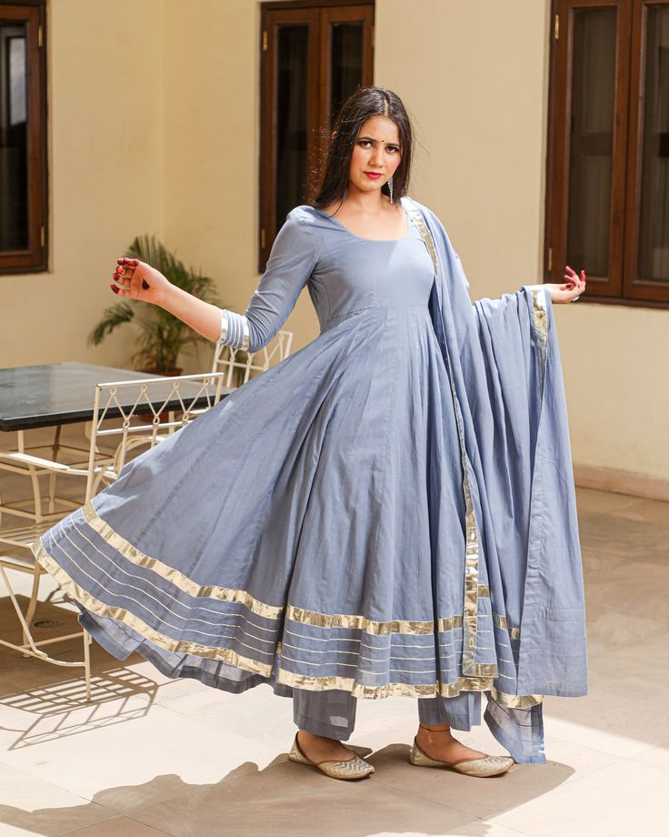 Dress Set Anarkali Style - Katya - www.riafashions.com Fashion Show Dresses, Anarkali Dress Pattern, Fancy Frocks, Anarkali Kurti, Gota Work, Cotton Dupatta, Online Shopping India, Casual Day Outfits, Anarkali Suit