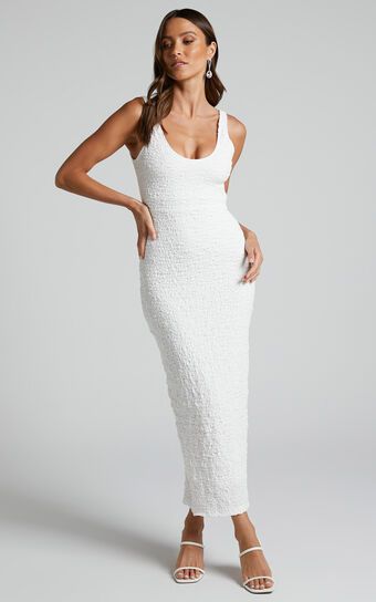 Bodycon Midi Dress Outfit, Halo Oval Engagement Ring, White Midi Dress Bodycon, Textured Bodycon Dress, Midi Dress Outfit, Bridal Wardrobe, Oval Engagement Ring, Bodycon Style, White Bodycon