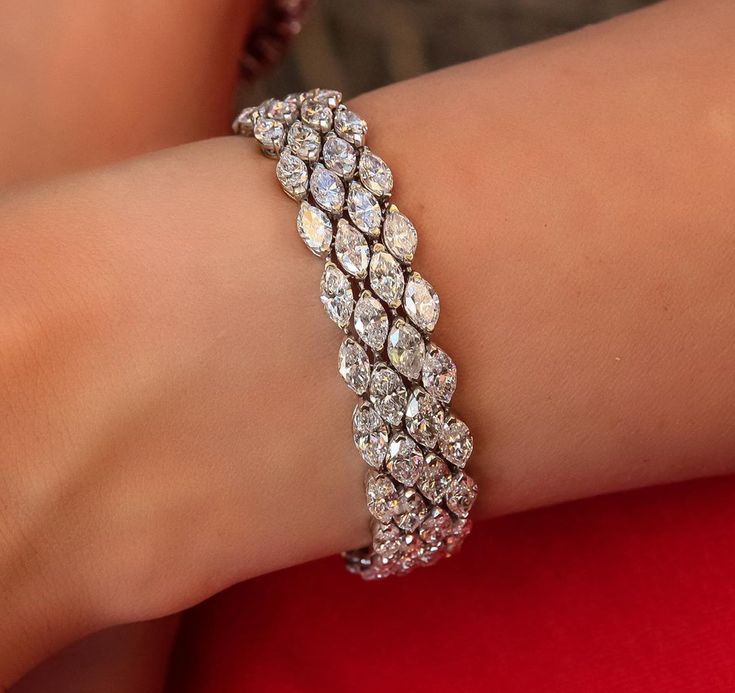 Marquise Diamond Bangles, Solitaire Bangles, Marquise Diamond Bracelet, Marquise Bracelet, Cartier Diamond Bracelet, Dig Jewelry, Fancy Diamond Ring, Diamond Bangles, Modern Gold Jewelry