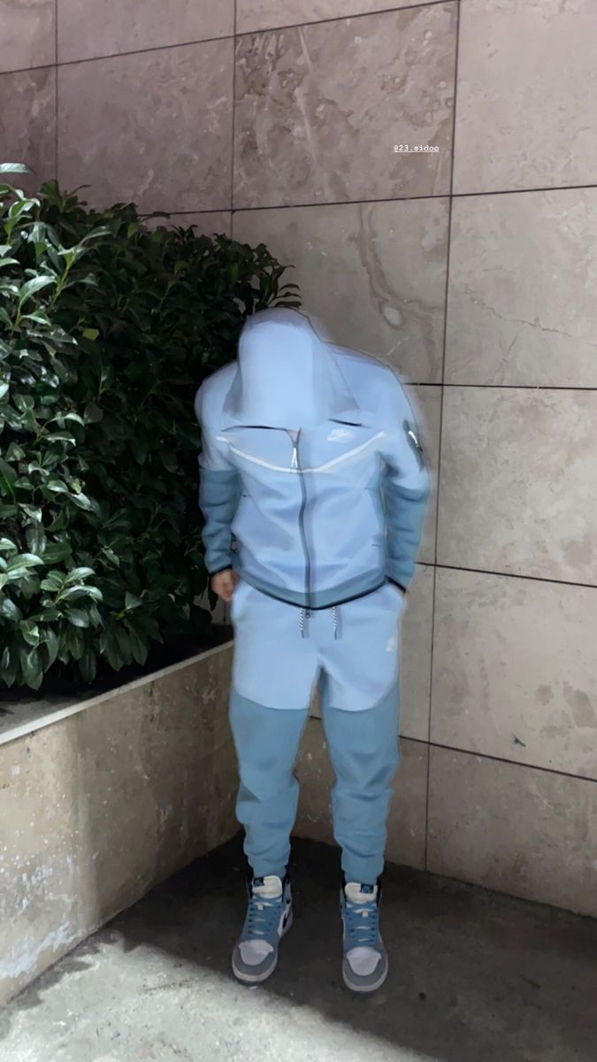 Boy Nike Outfits, Nike Tech Fleece Outfit Men, Drake Fashion, Nike Tech Fleece Tracksuit, Tech Outfit, Guys Fashion Swag, Mens Tracksuit Set, Fleece Outfit, Guys Fits