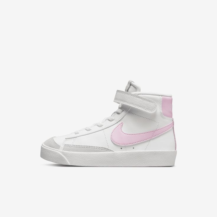 Your little baller can rule the sneaker game in the Nike Blazer Mid '77. The vintage look and comfortable feel help this court classic transcend the hardwood into a legend of street style. Preppy Kids, Nike Blazers, Nike Blazer Mid 77, 95 Nike, Nike Blazer Mid, Baskets Nike, Nike Blazers Mid, Cute Nikes, Blazer Mid