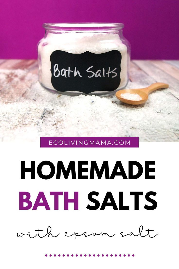 Homemade bath salts are perfect for a relaxing, spa-like bath from the comfort of your own home. These are so simple to make and make a great DIY gift too!diy #beauty #skincare #naturalliving #diysalt Diy Bath Salts Recipe, Organic Skincare Packaging, Make Bath Salts, Diy Bath Salts, Homemade Bath Salts, Diy Conditioner, Lotion Bars Diy, Bath Salts Recipe, Diy Spa Day