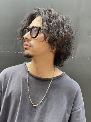 Mens Straight Hair, Perm Hair Men, Long Curly Hair Men, Men Haircut Curly Hair, Asian Haircut, Mens Hairstyles Medium, Hairstyles With Glasses, Cool Hairstyles For Men, Hair Shows