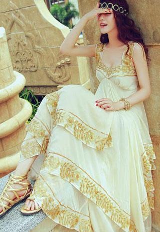 Roman Dress Goddesses, Roman Dress Ancient, Roman Clothes, Roman Dress, Ballet Russe, Greco Roman, Beach Maxi Dress, Foto Art, Chiffon Maxi