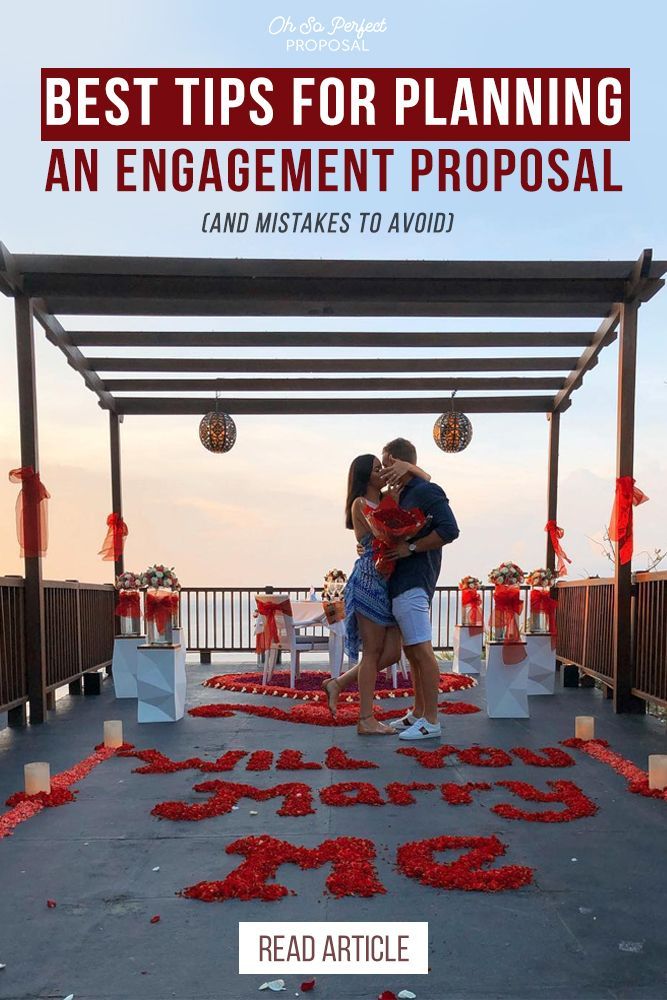 two people kissing under an arch with the words best tips for planning an engagement proposal