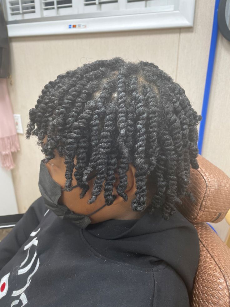 2 Strand Twist Men 4c Hair, Two Strand Twist Extensions Men, Free Form Twist Men, Thick Twists Men, Two Strand Twist Men No Middle Part, Two Strand Twist No Middle Part, High Top 2 Strand Twist Men, 3b Twists, Thick 2 Strand Twist Men