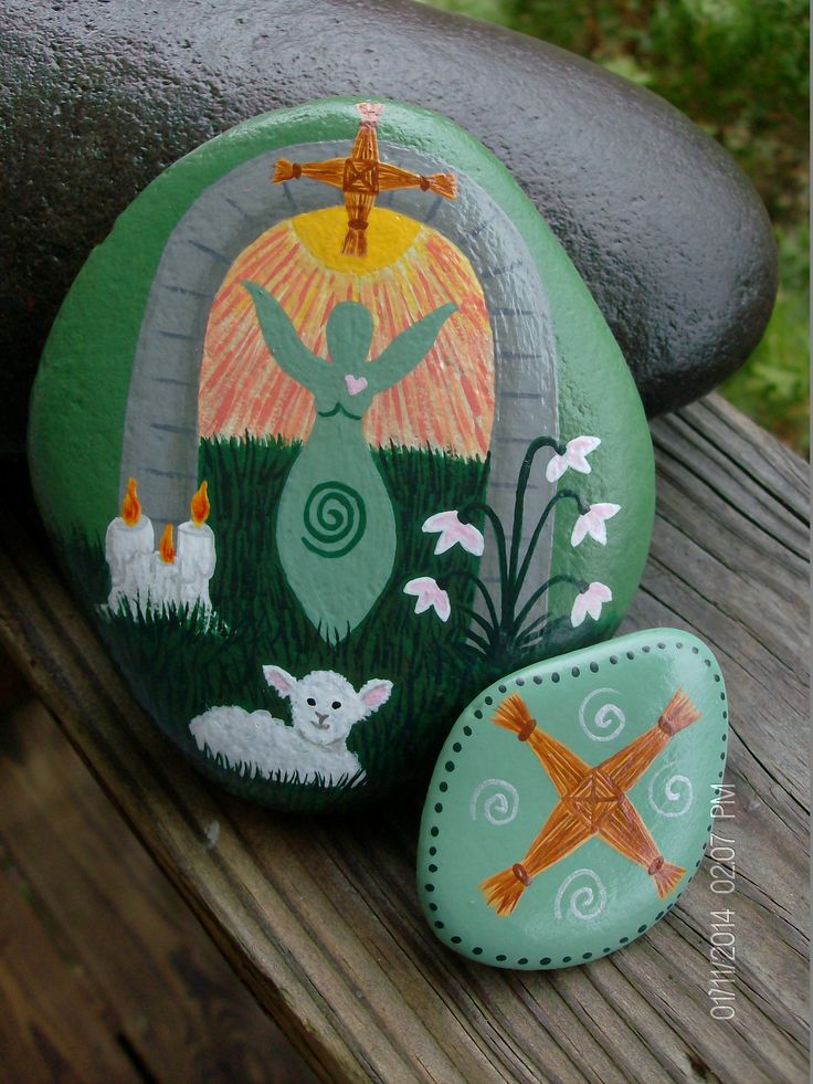 Imbolc Goddess with Brigid's Cross Decorating For Beginners, Imbolc Ritual, Brigid's Cross, Pagan Crafts, Cake Decorating For Beginners, St Brigid, Celtic Goddess, Pagan Art, Witchy Crafts