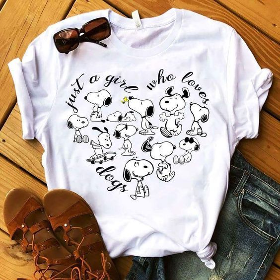 Peanuts Flowers Shirts 002 Easy 30 day return policy Quilt Size Chart, Mens Polo T Shirts, Trendy Shirt Designs, Wallet Minimalist, T Shirt Painting, Snoopy Love, Mens Wallet, Dog Lover Shirt, Jeans Diy