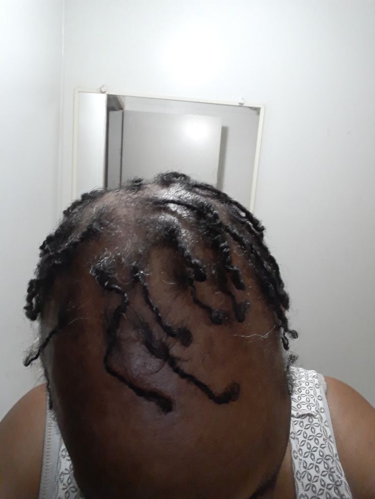 Stud Hairstyles, Short Dreadlocks Styles, Hair Twists Black, Dread Hairstyles For Men, Short Dreads, Short Twists, Dreadlock Hairstyles For Men, Men Hairstyle, Short Locs Hairstyles