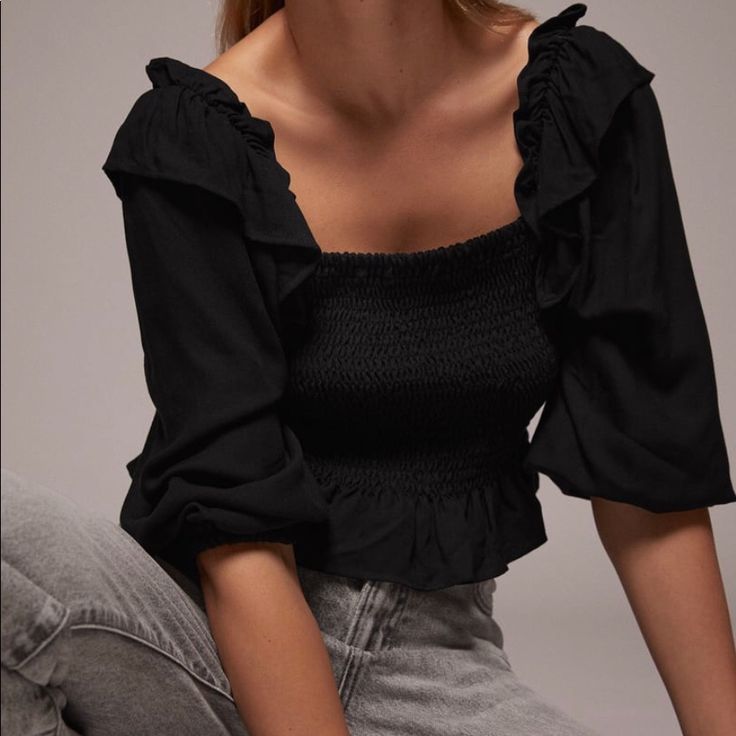 Fabulous Crop Top - Size Large Casual Black Fitted Blouse, Casual Black Blouse For Spring, Black Blouse For Brunch In Fall, Black Trendy Tops For Spring, Trendy Black Spring Tops, Trendy Black Tops For Spring, Zara Black Spring Blouse, Trendy Black Blouse For Brunch, Black Cropped Blouse For Fall