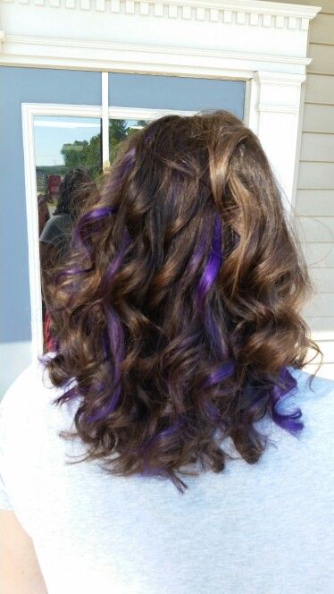 Purple Streaks In Brown Hair Curly, Brown Curly Hair With Purple Highlights, Curly Hair Purple Highlights, Purple Curly Hair Highlights, Purple Highlights Curly Hair, Peekaboo Highlights Curly Hair, Olive Inspiration, Purple Curly Hair, Purple Hair Streaks