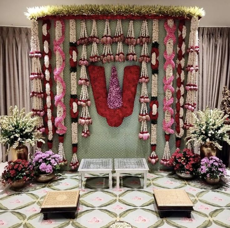 Vratham Decoration Satyanarayana, South Indian Wedding Stage Decoration, Satyanarayana Pooja Decoration Ideas, Pellikuturu Decor, Annaprasana Decor, Dhoti Ceremony, Pellikuthuru Decor, Marriage Pics, Indian Wedding Stage