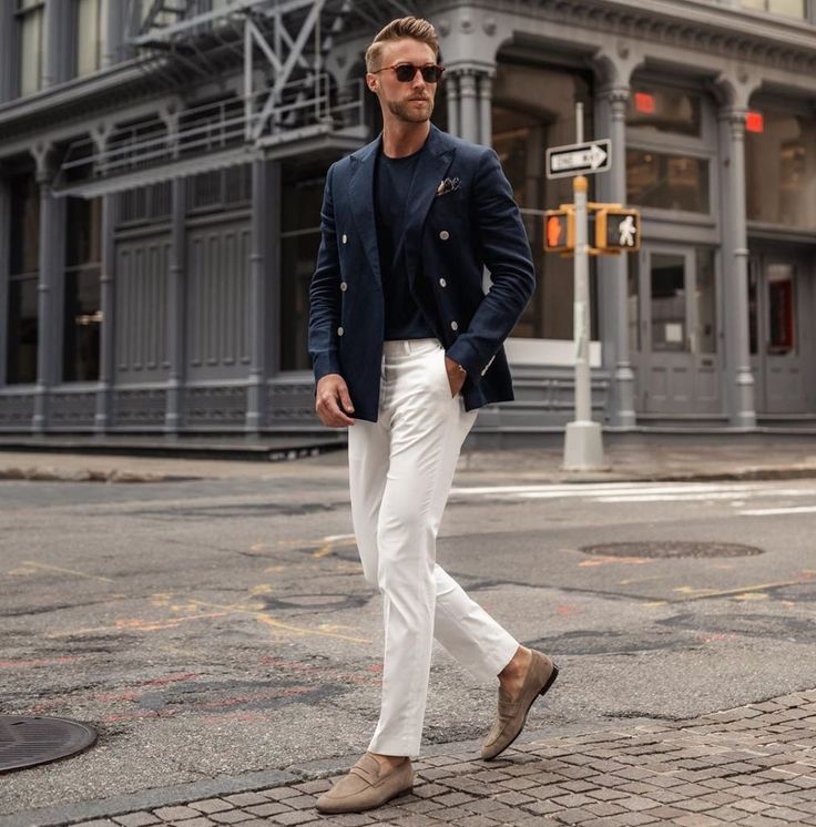 Blazer And Loafers Outfit, Suede Loafers Men Outfit, Loafers Streetwear, Suede Loafers Outfit, Penny Loafers Men Outfit, How To Style Loafers, Loafer Outfits, Loafers Men Outfit, Brown Denim Jacket