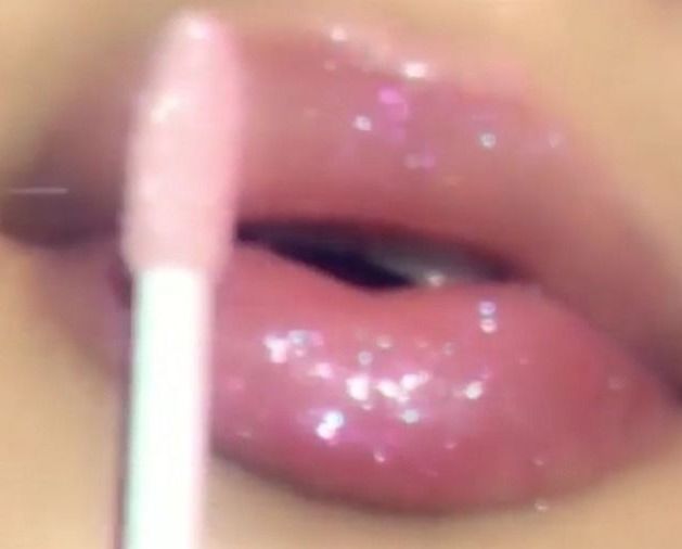 #lipgloss #pink #aesthetic #glitter #dior #cute