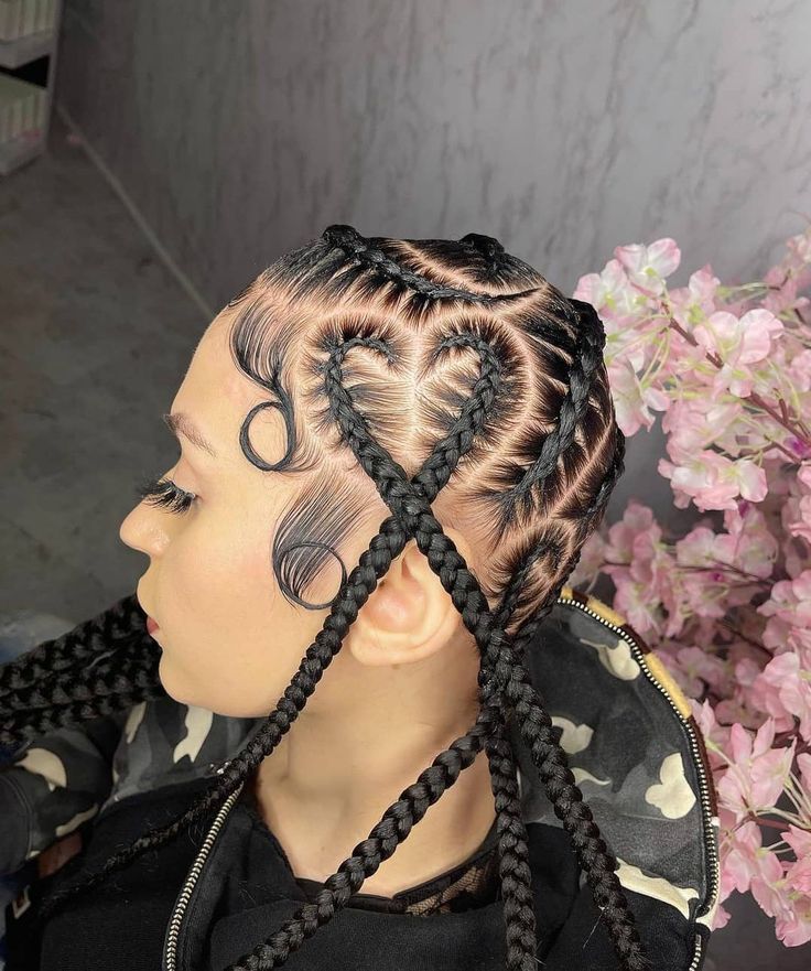 Heart Lemonade Braids, Lemonade Braids With Heart, Braids With Heart, Heart Braid, Lemonade Braids, Instagram Heart, Boring Hair, Business Hairstyles, Box Braids Hairstyles