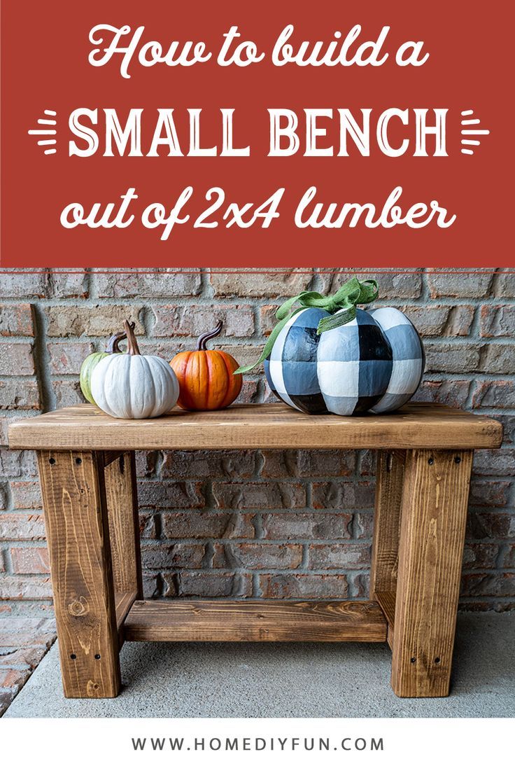 Small bench on front porch Easy Diy Bench Seat, Simple Bench Diy, Diy Small Bench, Simple Diy Bench, Wood Crate Diy, Diy Benches, Small Wooden Bench, 2x4 Bench, Wood Crafts Furniture