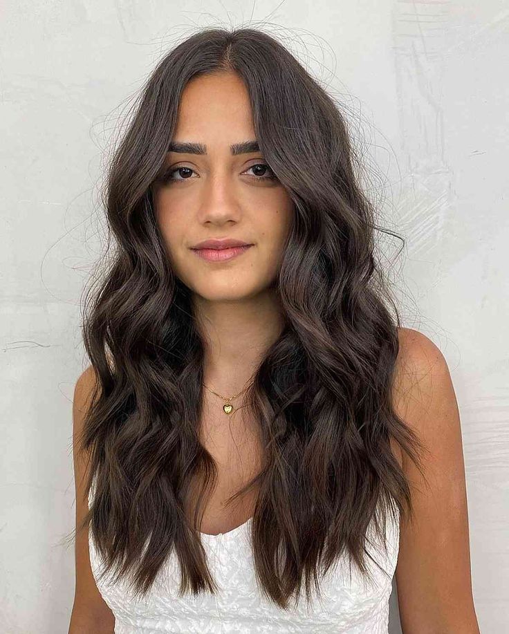 Naturally Wavy Hair Cuts, Brown Hair Inspo, Beach Wave Hair, Curls For Long Hair, Ball Hairstyles, Wavy Haircuts, Natural Wavy Hair, Haircuts For Wavy Hair, Long Wavy Hair