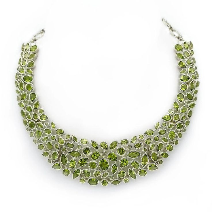 collar necklace with rows of peridot on a white background Peridot Jewelry, Healing Jewelry, Gems And Minerals, Jewelry Cleaner, Toggle Clasp, Metal Necklaces, Collar Necklace, Plexus Products, Diamond Necklace