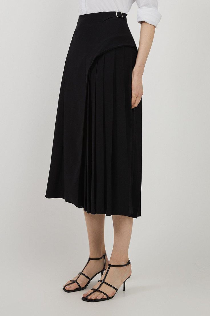 Tailored Buckle Detail Pleated Midi Skirt Midi Pleated Skirt, Skirt Collection, Black Midi Skirt, Pleated Midi Skirt, Karen Millen, Black Style, Fashion Face, Skirt Black, Pleated Skirt