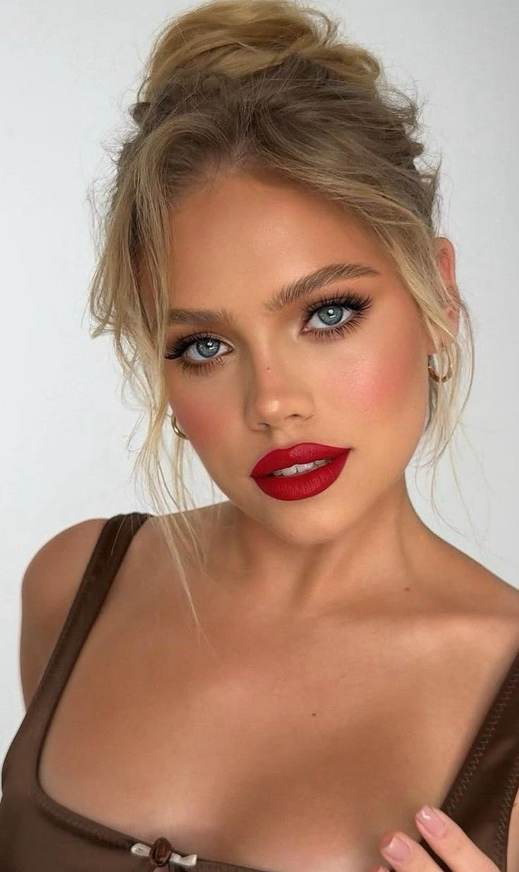 Neutral Red Lip Makeup, Soft Glam Makeup Looks Green Eyes, Red Lipstick Blonde Hair Blue Eyes, Wedding Makeup Red Lips Blonde, Brown Dress Red Lipstick, Red Lipstick Makeup Looks Blonde, Red Lipstick Makeup Blonde Hair, Red Lip Makeup Blonde, Bridal Makeup Red Lips Blonde Hair