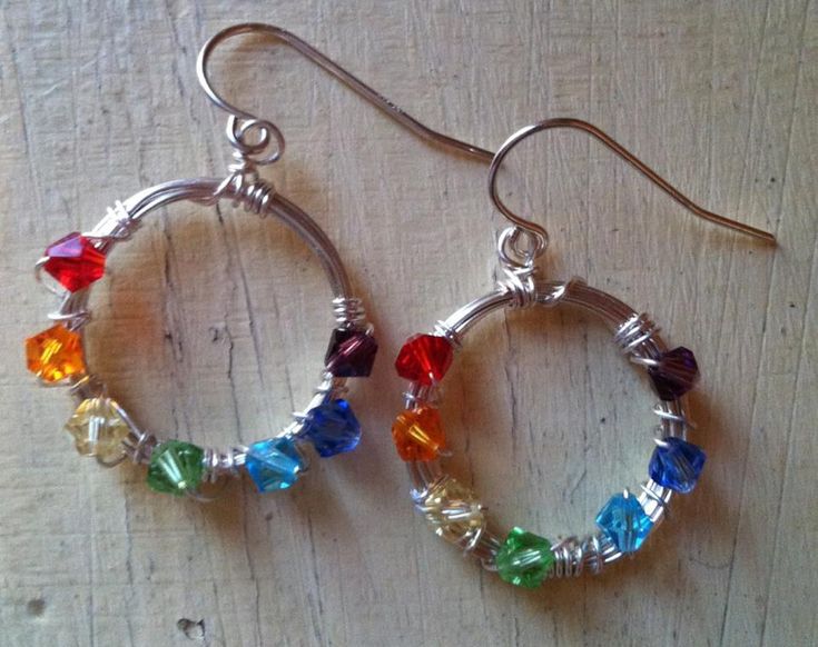 Chakra Earrings Chakras Jewelry, Jewelry Art Ideas, Esoteric Jewelry, Candy Cane Earrings, Chakra Earrings, Lobe Earrings, Wire Jewerly, Earring Cuff, Wire Jewelry Earrings