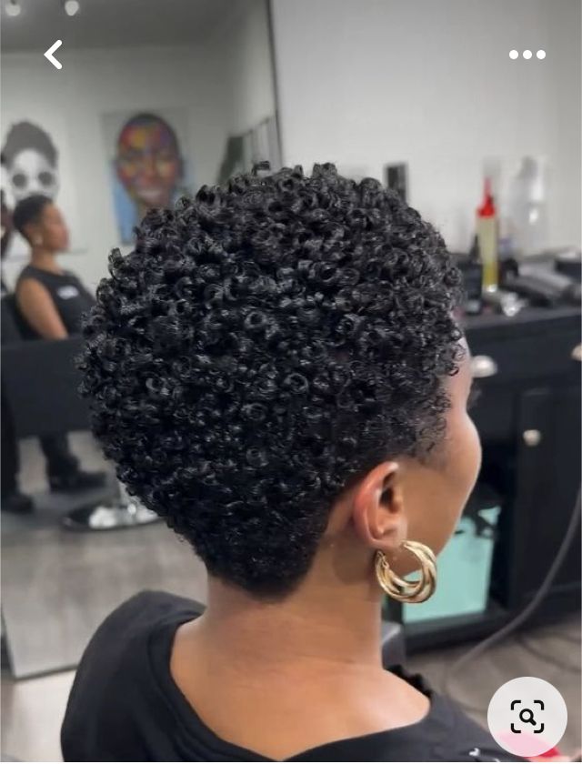 Short Hairstyles Fine Hair Over 40, Short Black Hairstyles Curly, Haïr Cut Style For Curly Hair, Different Afro Hairstyles, Short Haircut For Natural Hair, Black Women Low Fade Haircut, Natural Short Black Hairstyles, Black Short Natural Haircut, Textured Short Haircuts