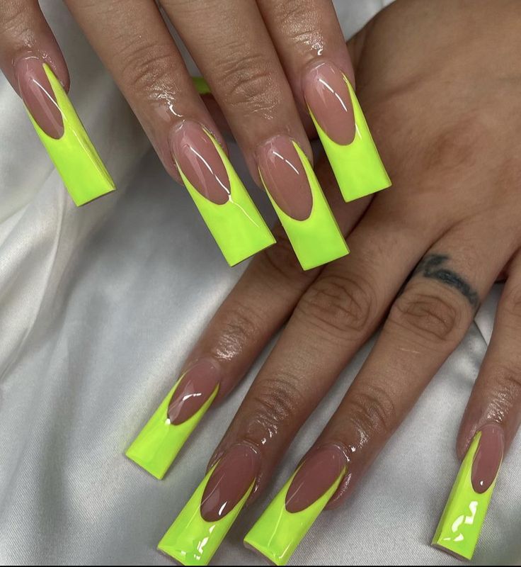 Lime Green Nails With Design, Fluorescent Green Nails, Lime Green Acrylic Nails Designs, Negative Space French Nails, Bright Green Acrylic Nails, Neon Green Toes, Green Lime Nails, Neon Green Nails Acrylic, Best Acrylic Nails Square