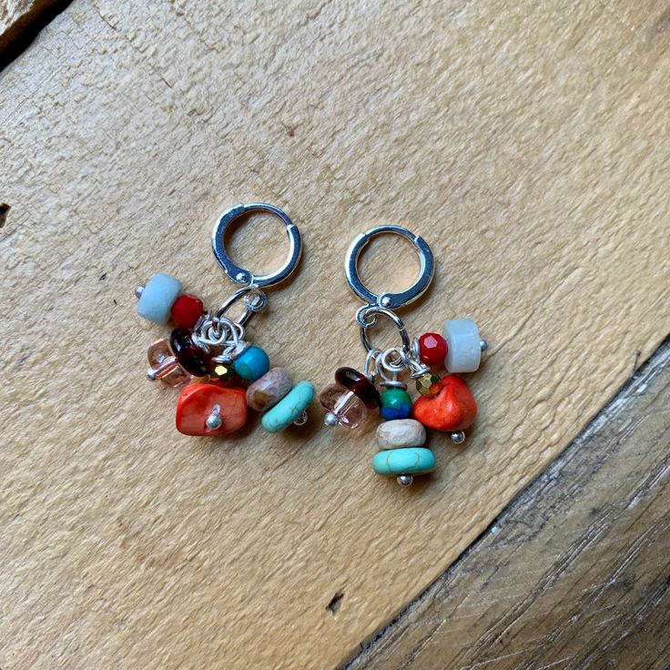 Multicolored Silver Charmed Earrings - ByMNC Mood Jewelry, Jewelry Accessories Ideas, Earrings Inspiration, Handmade Accessories, Charm Earrings, Silver Charms, Rainbow Colors, Bead Charms, Making Ideas