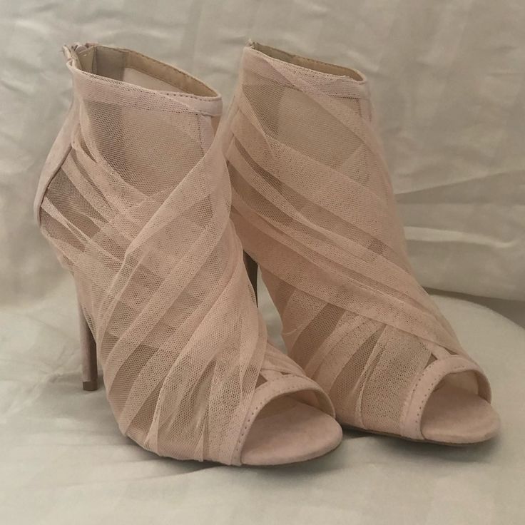 Condition: Never Worn Out Brand: Windsor Material: N/A Color: Cream/Off White Additional Notes: N/A Spring Ankle-high Synthetic Heels, Ankle-high Synthetic Heels For Spring, Synthetic Ankle-high Heels For Spring, A Color, Windsor, Shoes Women Heels, Dance Shoes, Shoes Heels, Sport Shoes