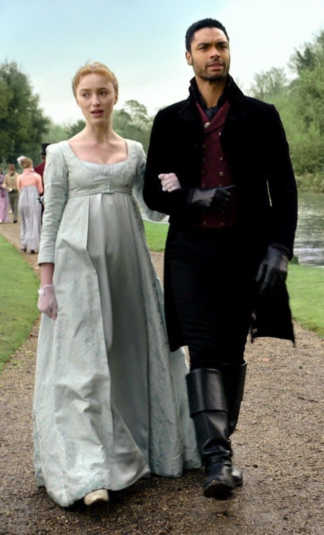 The Duke Bridgerton Outfits, Brigetons Dress, Bridgerton Male Outfits, Bridgerton Dresses Queen Charlotte, Daphne Bridgerton Costume, Bridgerton Mens Outfits, Bridgerton Outfits Men, Bridgerton Men, Bridgerton Fashion