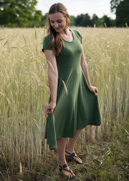 Green scoop neck dress Stretch Short Sleeve Midi Dress For Daywear, Classic Stretch Summer Dresses, Fitted Casual Short Sleeve Dress For Spring, Casual Fitted Midi Dress With Short Sleeve, Fitted Short Sleeve Casual Midi Dress, Casual Fitted A-line Short Sleeve Dress, Classic Spring Midi Dress With Stretch, Classic Stretch Midi Dress For Spring, Classic Stretch Spring Midi Dress