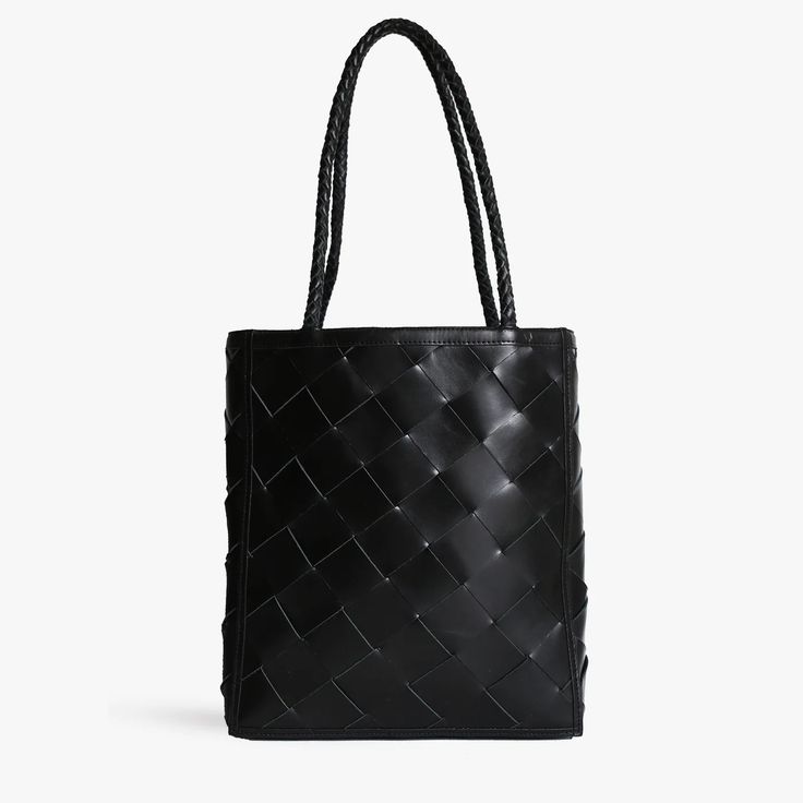 Le Tote - Grande Weave – Bembien Weave Bag, Leather Weave, Beach Read, Soft Leather Tote, Carryall Tote, Black Houndstooth, Top Design Fashion, Comfort Wear, Carry All Bag