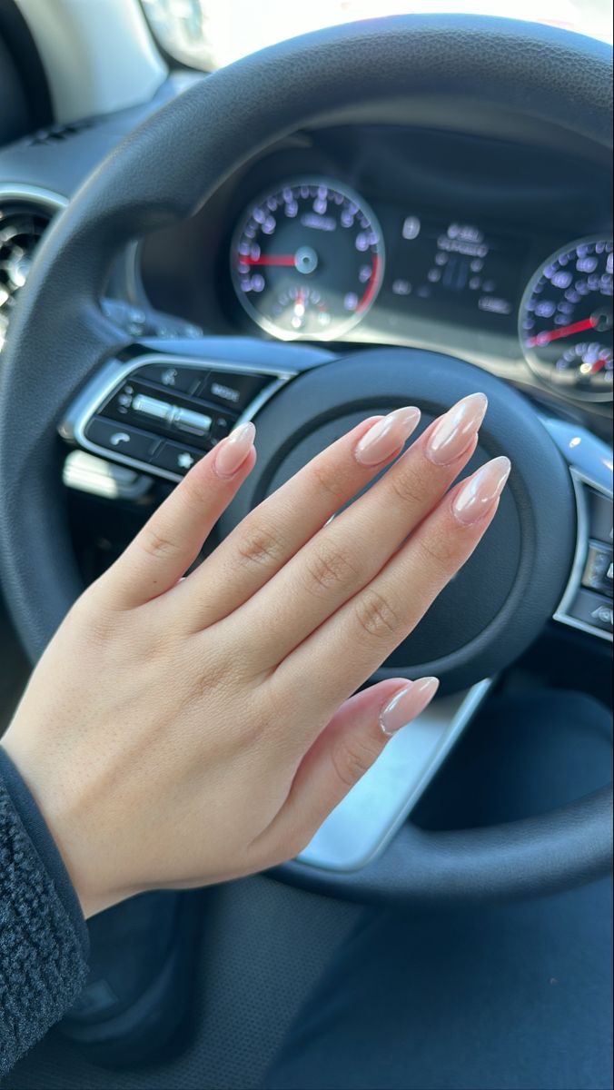 Glazed Oval Nails, Almond Glossy Nails, Ombre Nails Glazed, Bridal Glazed Donut Nails, Vanilla Glaze Nails, Nails Almond Glazed, Creamy Almond Nails, Natural Chrome Almond Nails, Almond Glazed Nails