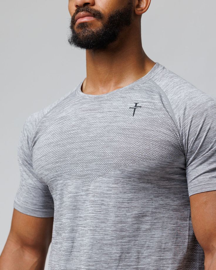 TRAINING /// Designed for durability and functionality during your toughest training sessions. Engineered to endure the grind. The Grind, Activewear Brands, The Low, Hiit Workout, Move In, Keep Your Cool, Minimalist Fashion, Low Profile, Comfort Fit