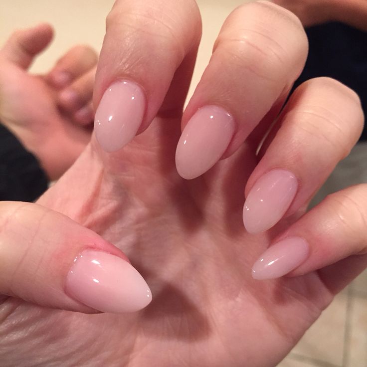 Nude almond nails Xs Almond Nails, Priscilla Nails, Almond Nails Natural, Nude Almond Nails, Dance Makeup, Beauty Tricks, Minimalist Nails, Cute Nail Designs, Nails Inspo