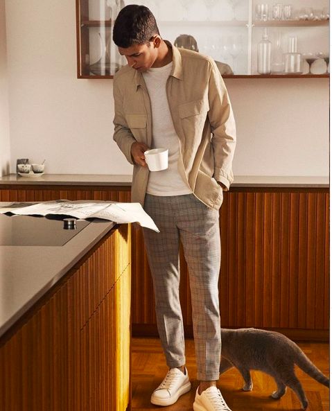 at home inspo Office Casual Men, Office Outfit Men, Men Work Outfits, Office Old Money, Old Money Fashion, Mens Work Outfits, Mens Smart Casual Outfits, Mens Business Casual Outfits, Money Fashion