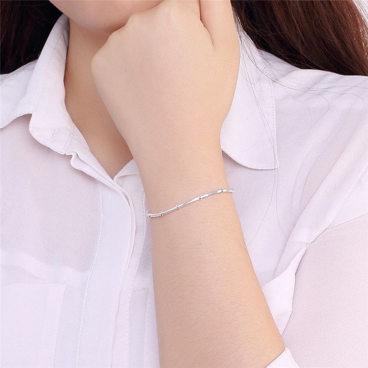 SPECIFICATIONSWidth: 2mmStyle: TRENDYShape\pattern: BallQuantity: 1 pcs bracelet+ 1pcs NecklacePlace of Origin: Guangdong, ChinaOrigin: CN(Origin)Occasion: AnniversaryModel Number: KNS926Metals Type: Tibetan silverMaterial: MetalLength of Necklace: 18inch /45cmLength of Bracelet: 8 inch /20cmJewelry Sets Type: Necklace/BraceletItem Type: Jewelry SetsIncluded Additional Item Description: Bracelet + NecklaceGender: WomenFine or Fashion: FashionFactory: yes, support big order and competitive priceE Bead Snake, Silver Bracelets For Women, Snake Chain Bracelets, Jewelry Bracelets Silver, Chain Fashion, Chain Silver, Silver Plated Jewelry, Jewelry Christmas, Christmas Gift Jewelry