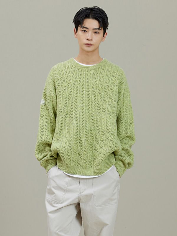 Editor's notesIt is a wool blend knit with rubber label point. The knit is made of a mix of two colors of fibers. The soft and cozy knit is a good match with any item.- Wool knit- Two colors mixed- Relaxed fit- Basic cozy knit- Ribbed neck, cuffs, and hemMeasurements(in.)2 / 3- Length: 27.6 in. / 28.3 in.- Shoulder: 25.4 in. / 26.4 in.- Chest: 24.6 in. / 25.6 in.- Sleeve Length: 22.8 in. / 23.4 in.*Model info- Height 6’ 1” / Fitting size: Size 3- Height 5’ 8” / Fitting size: Size 1Composition &a Rubber Label, Cozy Knit, Wool Knit, Cozy Knits, Wool Blend, Color Mixing, Knitwear, Relaxed Fit, Sleeve Length