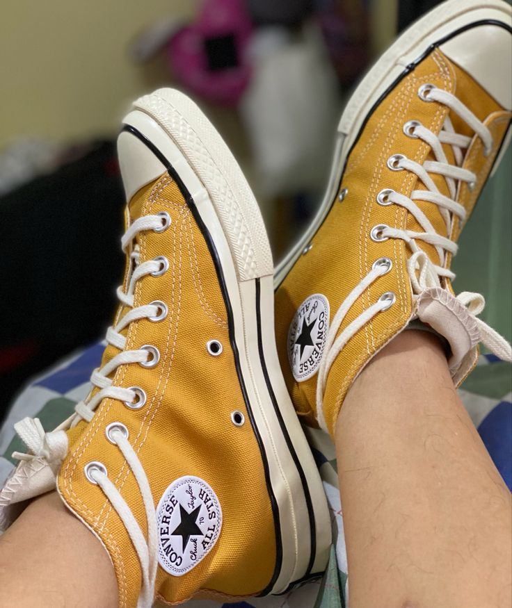 Converse 70s Sunflower, 1990s Men, Converse 70s, Yellow Outfits, Yellow Outfit, Chuck Taylor Sneakers, Converse Chuck, Converse High Top Sneaker, Converse Chuck Taylor High Top Sneaker