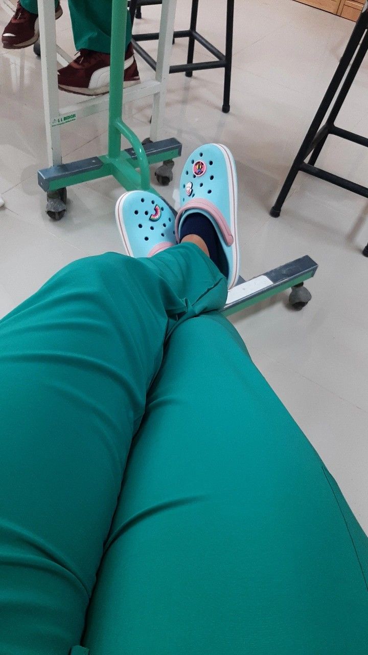 Crocs, scrub, nurse, nursing, hospital Nursing Crocs, Nursing Outfit, Scrub Nurse, Crocs Outfit, Medical School Life, Basic Anatomy And Physiology, Nurse Aesthetic, Nurse Inspiration, Med School Motivation