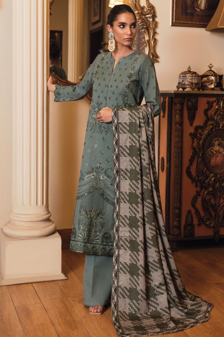 Iznik Ipw-01 Streling Relic Premium Winter 2021 Festive Long Sleeve Cotton Suit, Traditional Unstitched Suit With Digital Print, Winter Semi-stitched Dupatta With Dabka Details, Winter Semi-stitched Salwar Kameez With Dupatta, Semi-stitched Winter Salwar Kameez With Dupatta, Semi-stitched Salwar Kameez With Dupatta For Winter, Traditional Unstitched Suit With Digital Print For Eid, Traditional Palazzo Set With Digital Print For Eid, Anarkali Unstitched Suit With Long Sleeves And Digital Print