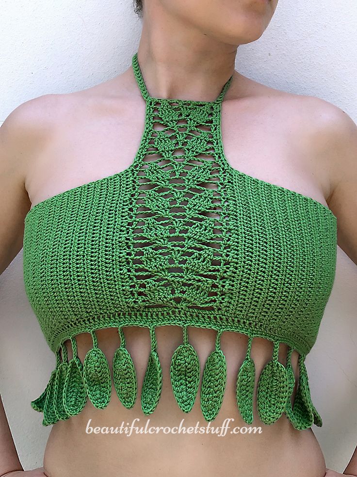 Crochet Crop Halter Leaves Top Free Pattern | Beautiful Crochet Stuff Crop Tops Crochet, Crochet Halter Top Pattern, Crochet Beach Wear, Crochet Festival, Crochet Halter Top, شال كروشيه, Crochet Bra, Crochet Crop Top Pattern, Mode Crochet