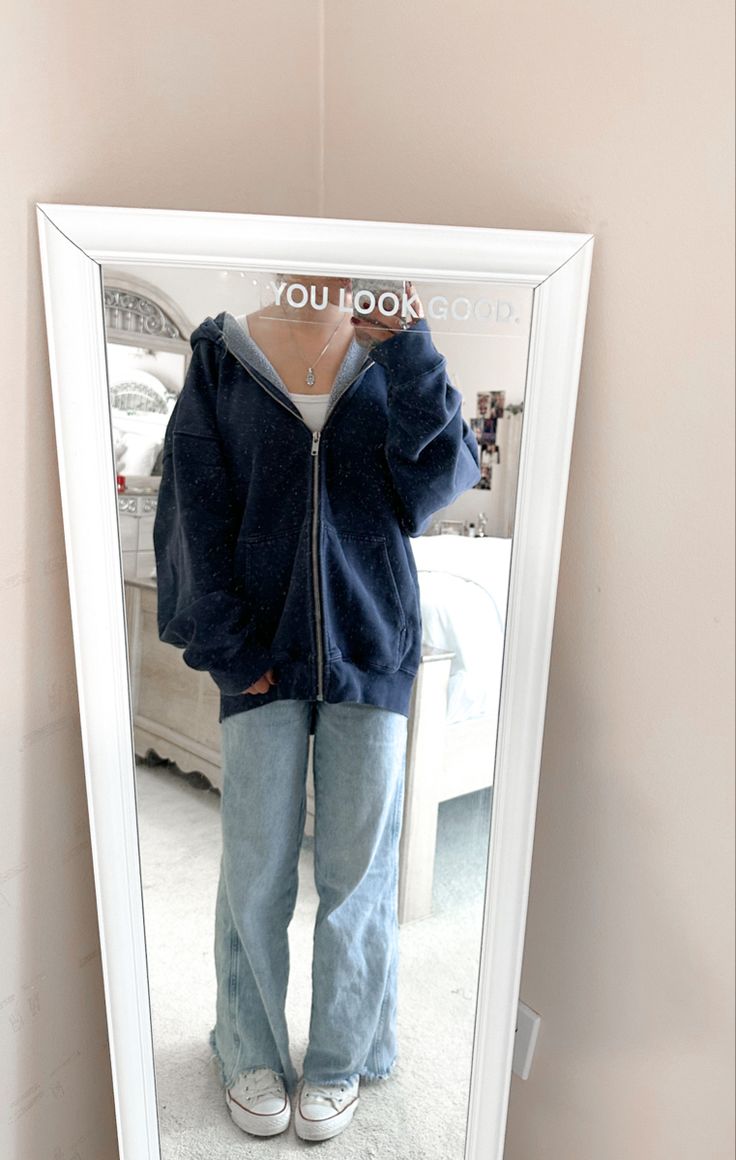 Dark Blue Zip Up Hoodie Outfit, Blue Zipper Hoodie Outfit, Navy Blue Zip Up Hoodie Outfit, Brandy Zip Up Hoodie Outfit, Navy Zip Up Hoodie Outfit, Blue Zip Up Outfit, Brandy Melville Hoodie Outfit, Christy Hoodie Outfit, Blue Zip Up Hoodie Outfit