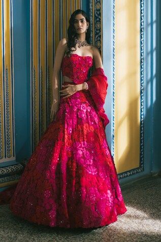 Red attached cancan lehenga with all over floral bunches embroidery using sequins, crystals. Paired with a padded corset with all over floral work and dupatta with floral embroidered border. - Aza Fashions Cape Lehenga, Kurta Lehenga, Lehenga Pattern, Tulle Embroidery, Floral Lehenga, Pink 3d, Red Corset, Lehenga Skirt, Pink Lehenga