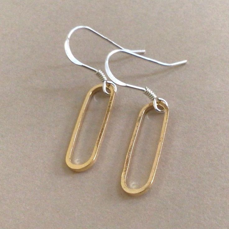 New Simple Minimalist Everyday Style Lightweight Drop/Dangle Earrings 1.2” L Sterling Silver Ear Wires Gold Filled Link Bestseller Style Great Gift Idea Handcrafted / Handmade In Us Item Please Review My Other Handcrafted Unique Exclusive Artisan Jewelry On Sale Additional 10% Discount With Bundle 2+ Fast Shipping Silver French Hook Earrings For Everyday, Simple Nickel-free Metal Earrings, Everyday Silver Earrings With French Hook, Minimalist Silver Linear Earrings In Brass, Everyday Silver Brass Earrings, Everyday Silver French Hook Earrings, Minimalist Metal Earrings With French Hook, Minimalist French Hook Earrings As Gift, Everyday Metal Earrings With French Hook